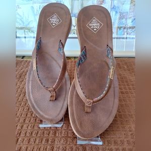 Free Waters "Black Dog" Brown Leather Sandals. See Dimensions. Very Good Condit.